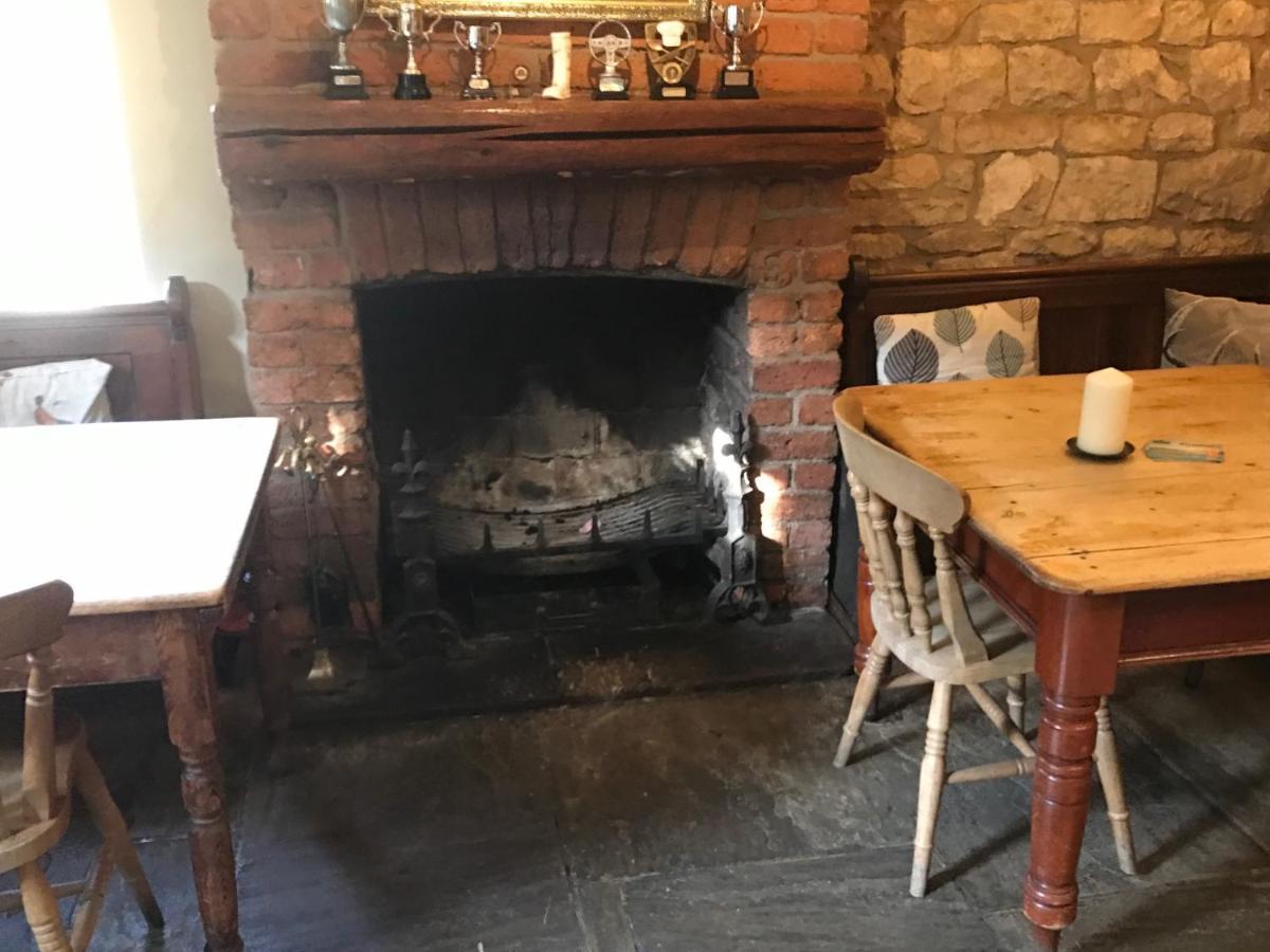 The Coach House Inn 奥克姆 外观 照片