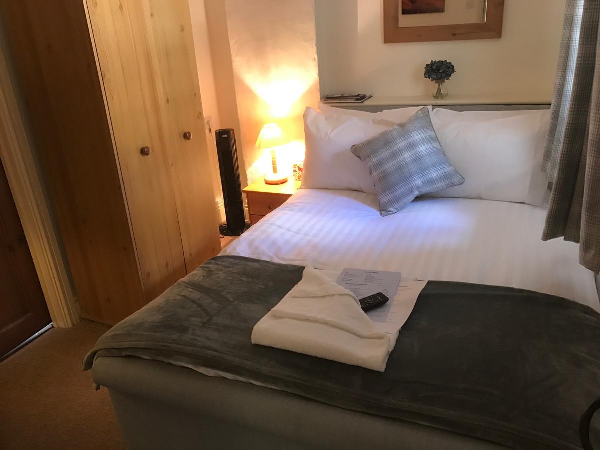 The Coach House Inn 奥克姆 外观 照片