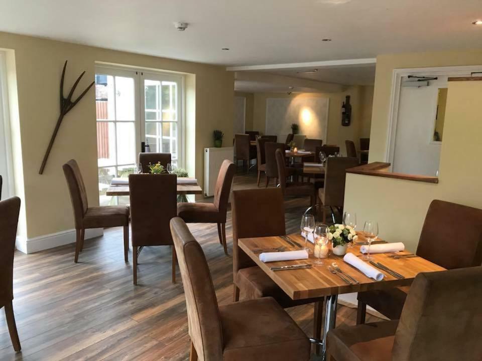 The Coach House Inn 奥克姆 外观 照片
